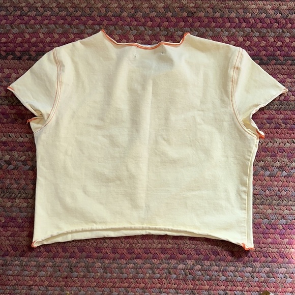 CIDER GUMMY BEAR DADDY EMBRIODERED GRAPHIC CROP TOP TEE - Picture 3 of 3